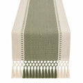 Runner da tavola 180 x 33 cm in tessuto verde salvia e avorio con frange stile boho