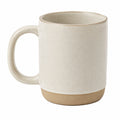 Tazza in ceramica 400 ml beige con finitura puntinata e manico