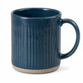 Tazza in ceramica 400 ml blu con manico finitura scanalata