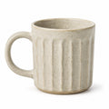 Tazza in ceramica 350 ml beige con rilievi verticali per bevande calde